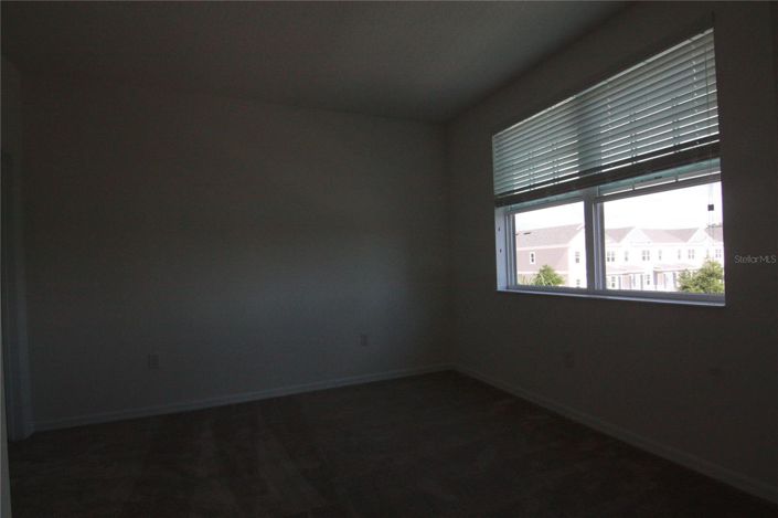 Image No.17-4 Bed House for sale