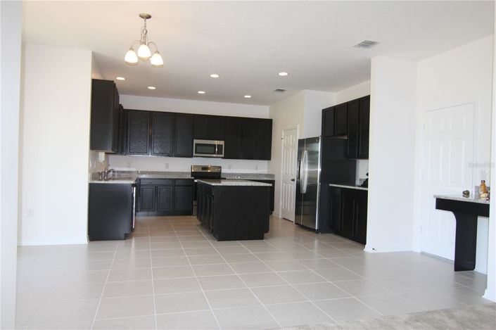 Image No.5-4 Bed House for sale