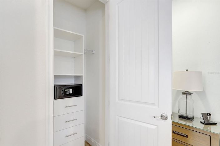 Image No.26-4 Bed House for sale