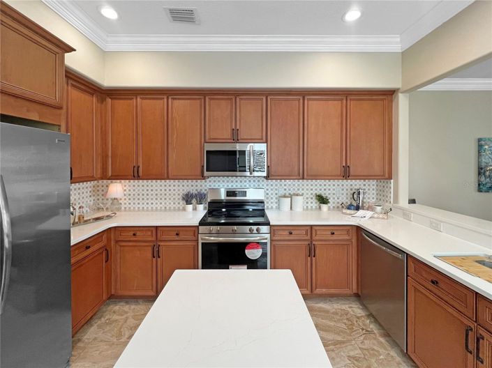 Image No.25-3 Bed Townhouse for sale