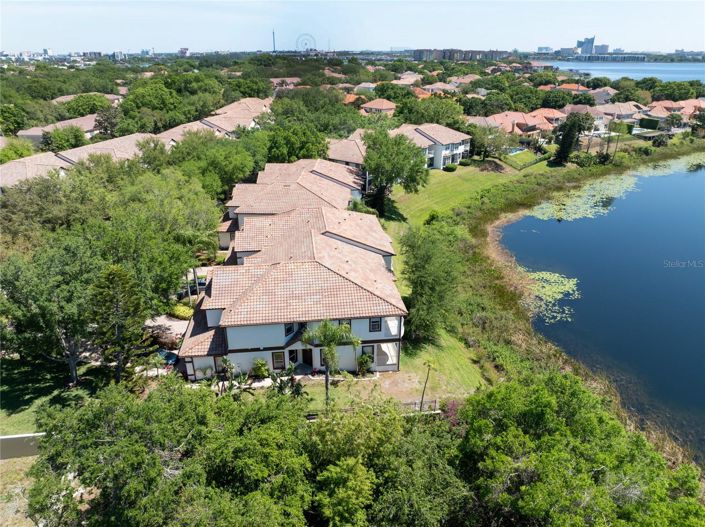 Image No.54-3 Bed Townhouse for sale