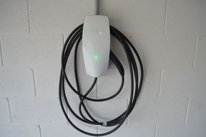 Image No.15-5 Bed House for sale