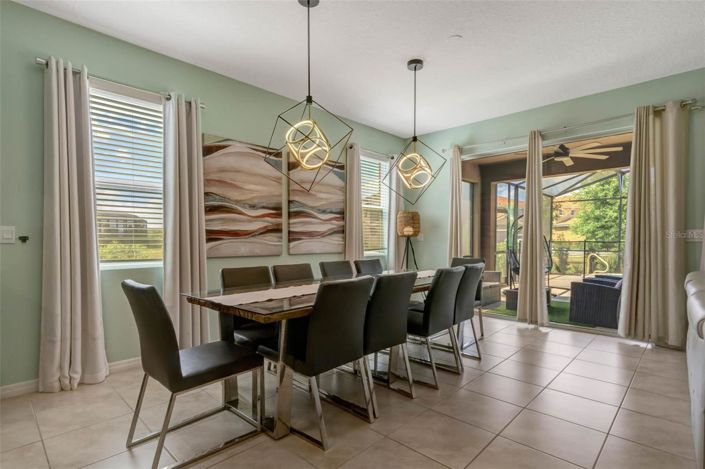 Image No.18-6 Bed House for sale