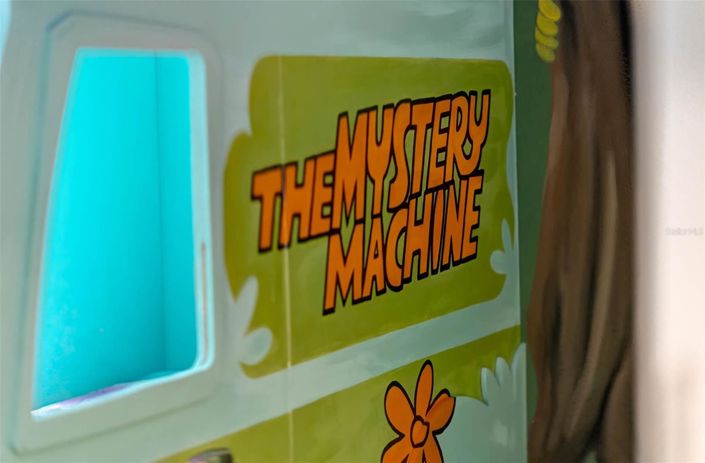 Image No.37-6 Bed House for sale