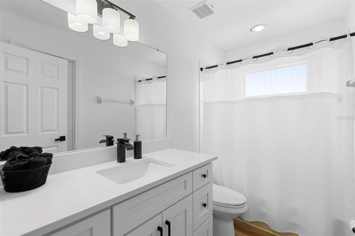 Image No.29-7 Bed House for sale