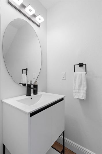 Image No.44-7 Bed House for sale