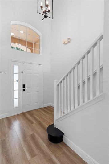 Image No.5-7 Bed House for sale