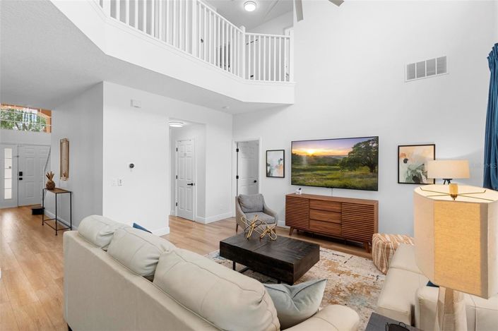 Image No.7-7 Bed House for sale