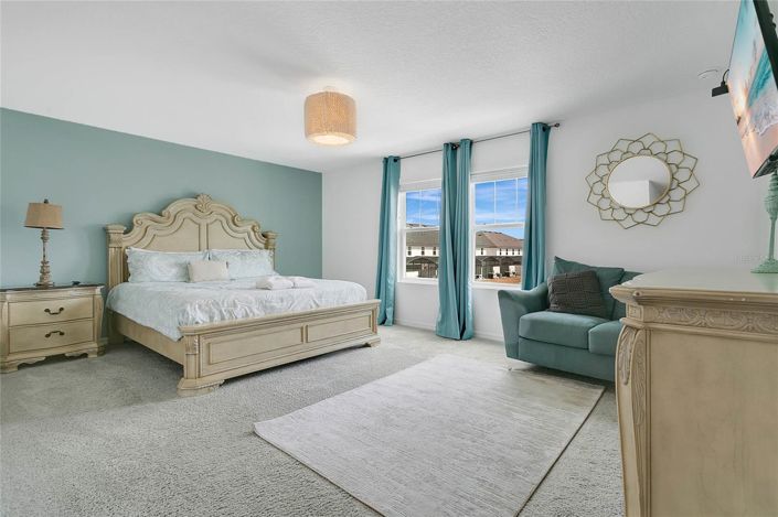 Image No.11-7 Bed House for sale