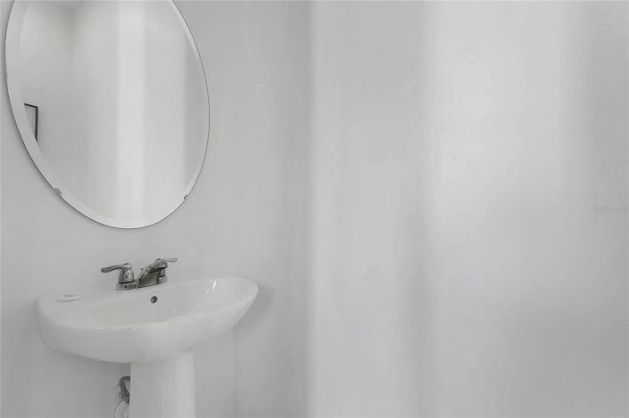 Image No.25-7 Bed House for sale