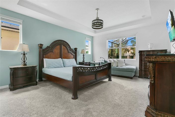 Image No.8-7 Bed House for sale