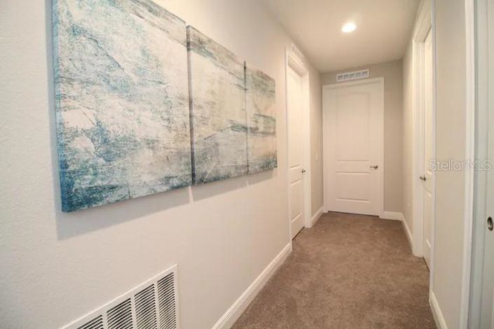 Image No.11-6 Bed House for sale