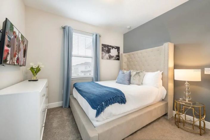 Image No.20-6 Bed House for sale