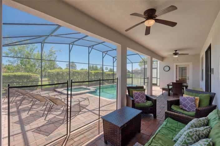 Image No.36-6 Bed House for sale