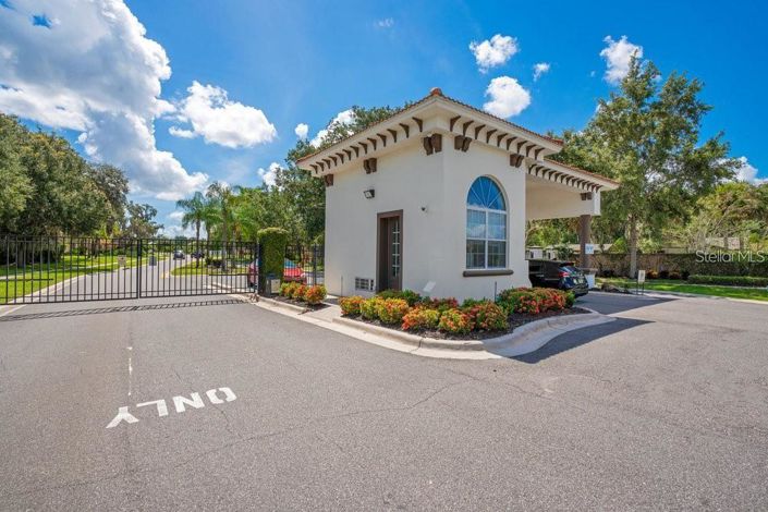 Image No.22-6 Bed House for sale