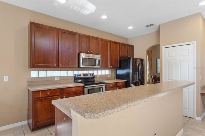 Image No.14-5 Bed House for sale