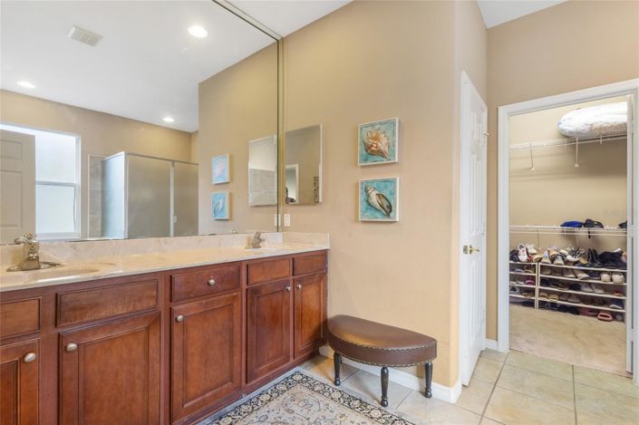 Image No.21-5 Bed House for sale