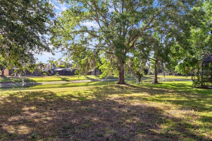 Image No.36-5 Bed House for sale