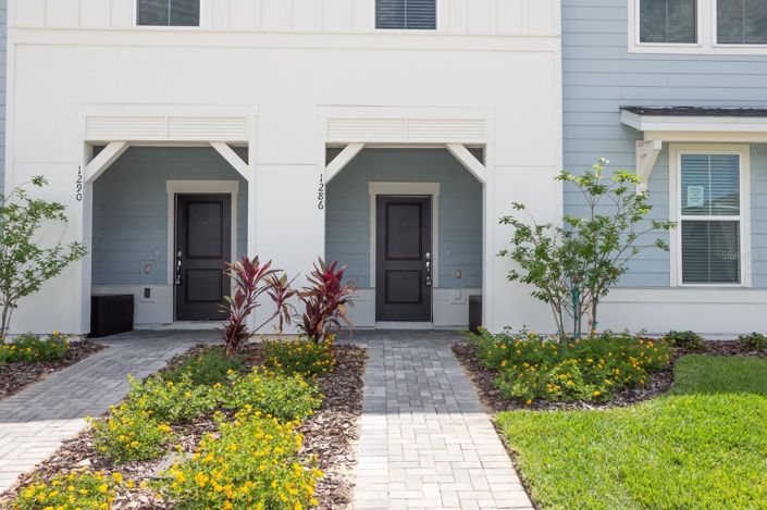 Image No.1-5 Bed Townhouse for sale
