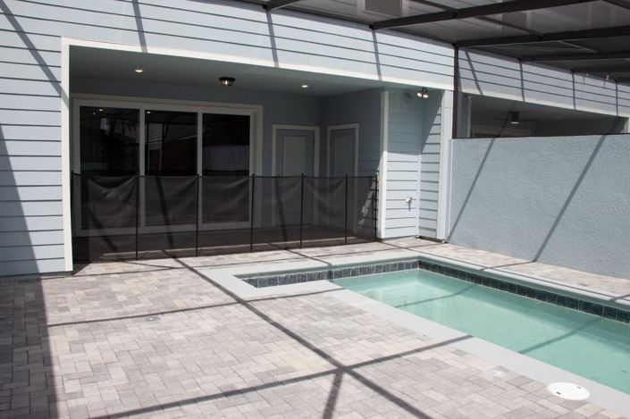 Image No.90-5 Bed Townhouse for sale