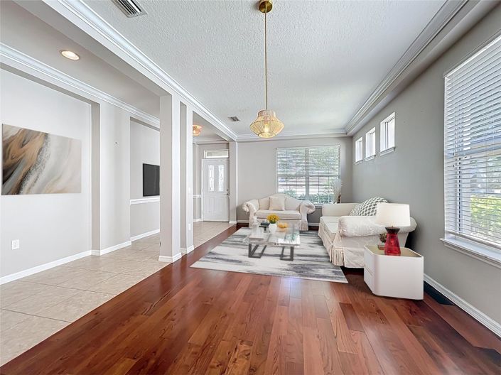 Image No.2-4 Bed House for sale