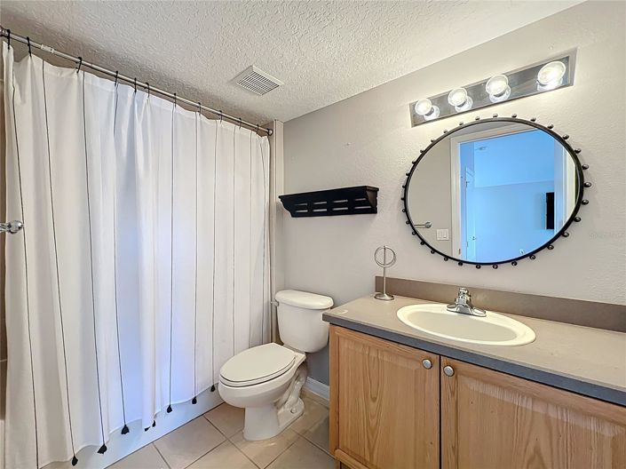 Image No.20-4 Bed House for sale