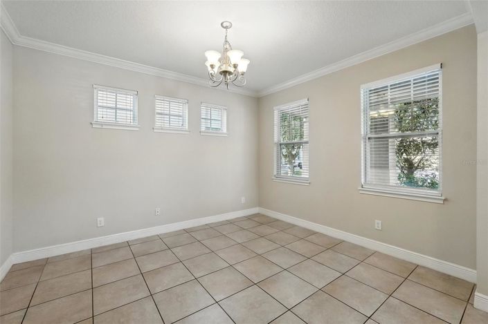 Image No.10-4 Bed House for sale