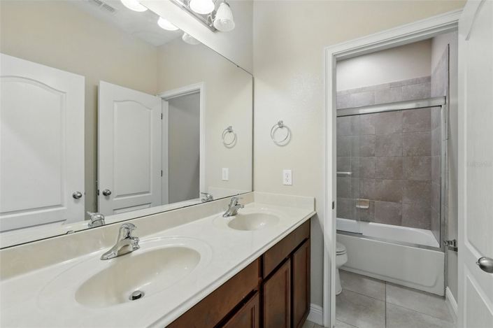 Image No.37-4 Bed House for sale