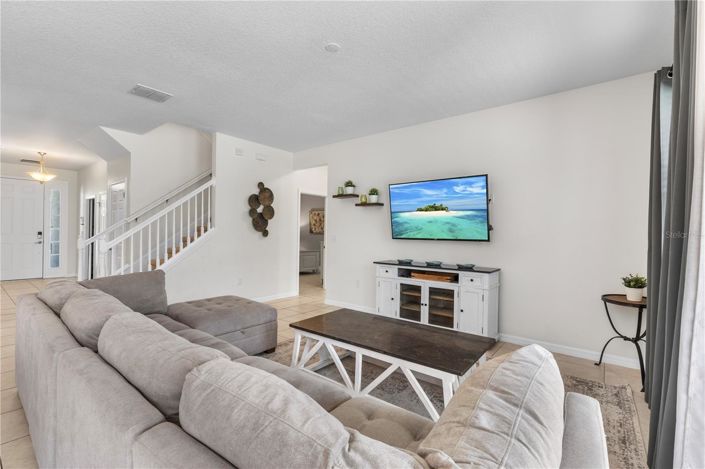 Image No.11-8 Bed House for sale