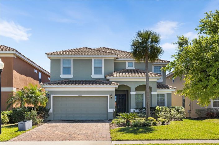 Image No.2-8 Bed House for sale