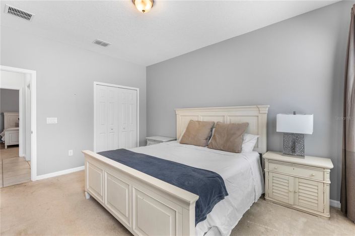 Image No.26-8 Bed House for sale