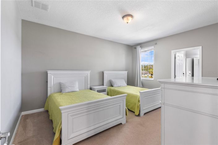 Image No.51-8 Bed House for sale