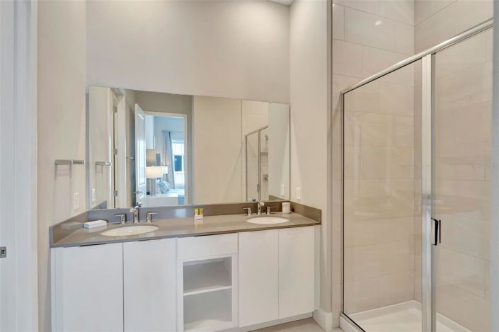 Image No.27-5 Bed Apartment for sale