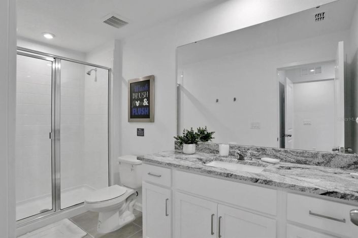 Image No.22-5 Bed Townhouse for sale