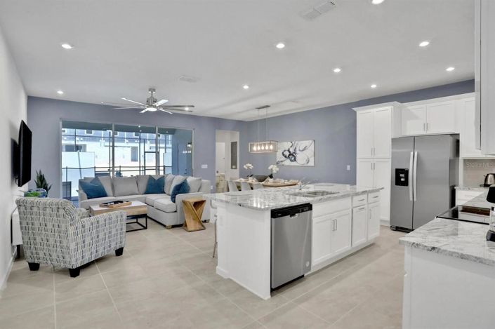 Image No.9-5 Bed Townhouse for sale