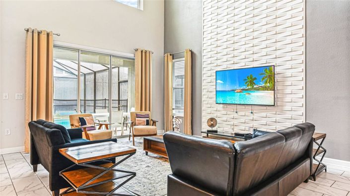 Image No.2-5 Bed House for sale