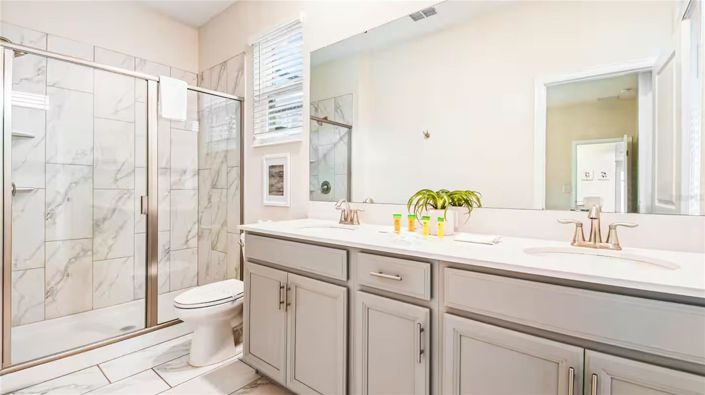 Image No.21-5 Bed House for sale