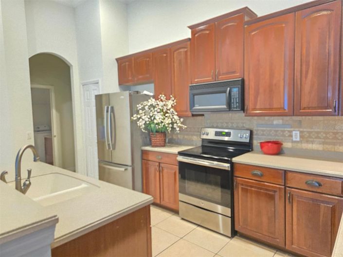 Image No.7-4 Bed House for sale