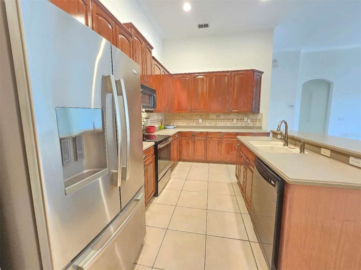 Image No.9-4 Bed House for sale