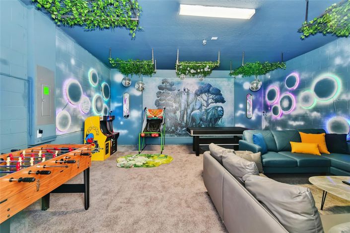 Image No.24-7 Bed House for sale