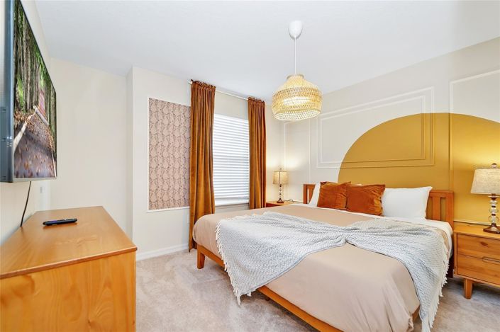 Image No.37-7 Bed House for sale