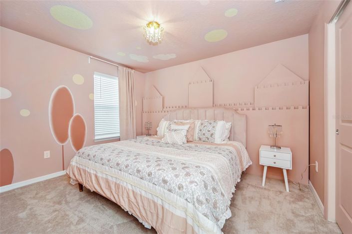 Image No.40-7 Bed House for sale