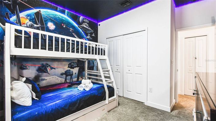 Image No.16-6 Bed House for sale