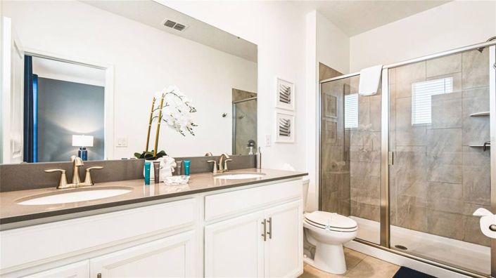 Image No.25-6 Bed House for sale