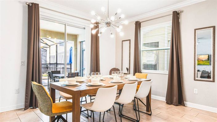 Image No.3-6 Bed House for sale