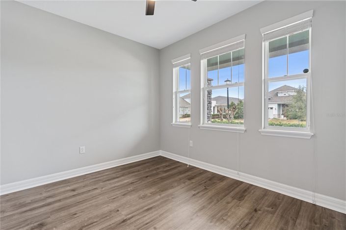 Image No.6-4 Bed House for sale