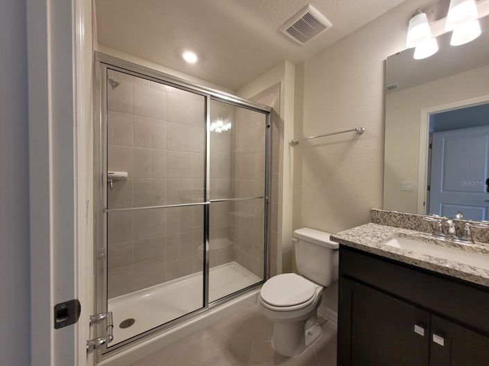 Image No.25-5 Bed Townhouse for sale