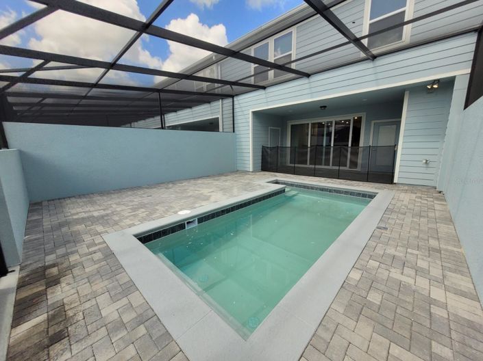 Image No.38-5 Bed Townhouse for sale