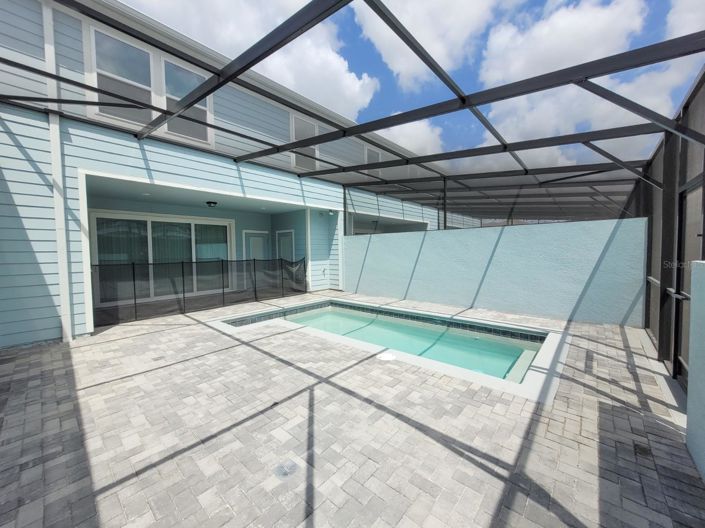 Image No.61-5 Bed Townhouse for sale