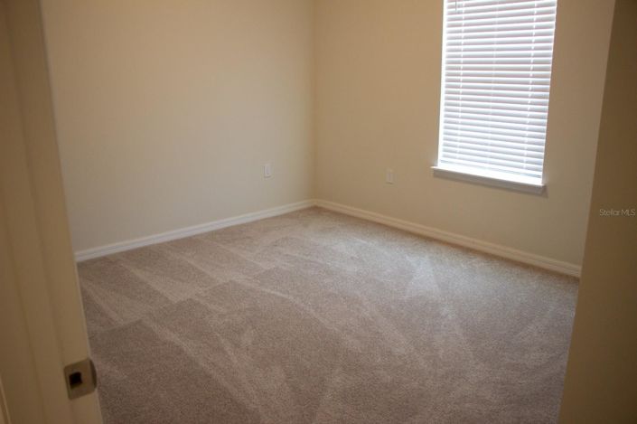 Image No.66-5 Bed Townhouse for sale